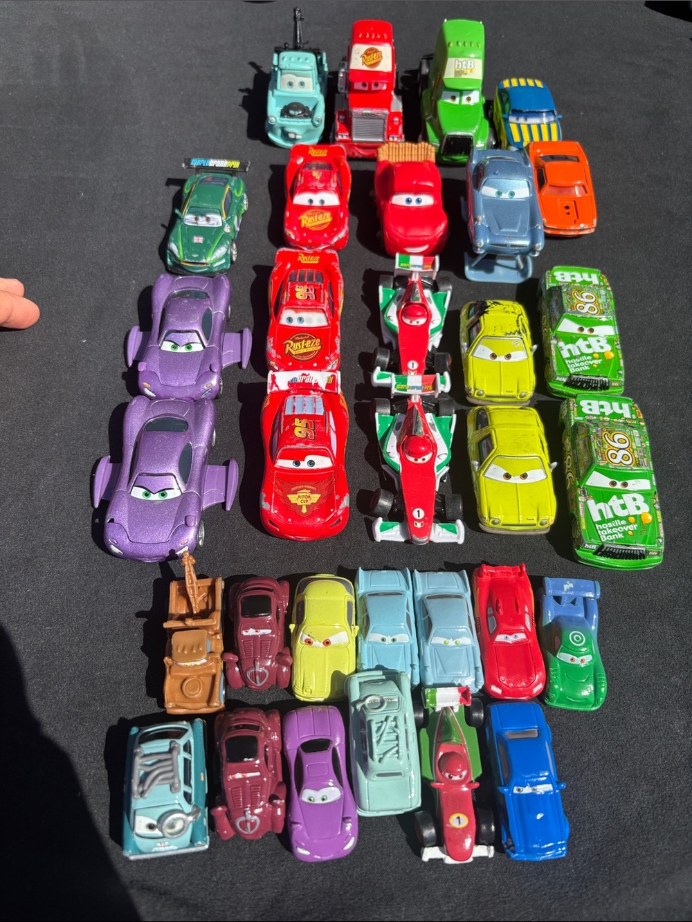 Lot of 31 Cars Pixar/Disney